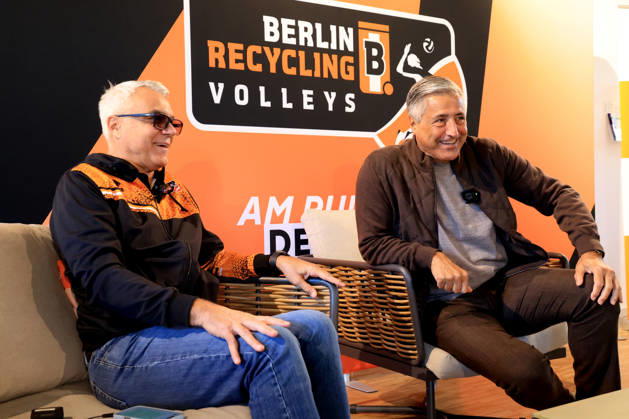 19.10.2026, DEU, GER , Deutschland, Volleyball, BR Volleys PK, Saison 2026 2027), Berlin, BR Volleys Geschäftsfuehrer Kaweh Niroomand, Headcoach Andrea Anastasi, Kapitän Ruben Schott nordphoto GmbH Engler Berlin Berlin Berlin Deutschland Copyright: xNordphotox xEnglerx