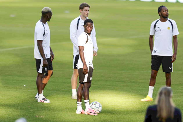 training session Bodo Glimt Bodo Glimt s Norwegian midfielder Joshua Kitolanom Bodo Glimt s Gambian midfielder Assan Sanyang, Bodo Glimt s Norwegian defender Fredrik Sjovold and Bodo Glimt s Norwegian midfielder Hakon Evjen during training of the UEFA Champions League Bodo Glimt against SSC Napoli at Diego Armando Maradona Stadium on October, 19, 2026 in Naples, _BPH0079 Copyright: xAntonioxBalascox