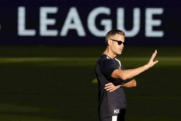 training session Bodo Glimt Bodo Glimt s Norwegian coach Kjetil Knutsenduring training of the UEFA Champions League Bodo Glimt against SSC Napoli at Diego Armando Maradona Stadium on October, 19, 2026 in Naples, _BPH0187 Copyright: xAntonioxBalascox