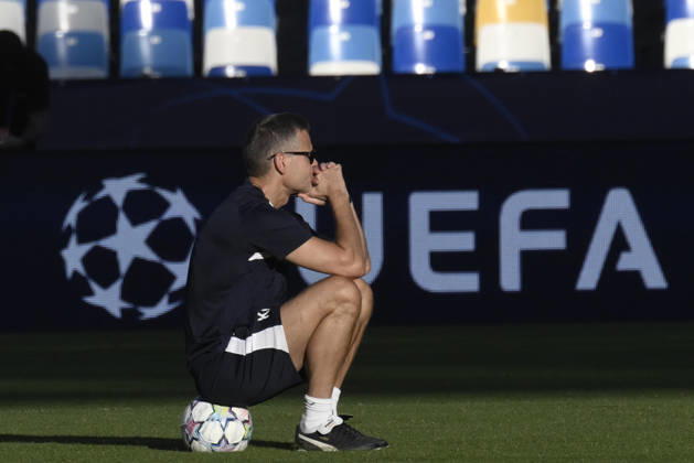 October 19, 2026, Napoli: Bodo Glimt s head coach Kjetil Knutsen attends a training session at ˜Diego Armando Maradona™ stadium™ in Naples ( Italy) , 19 october 2026. Ssc. Bodo-Glimt will face Ssc Napoli in their UEFA Champions League match on 20 october 2026. ANSA CIRO FUSCO. UEFA Champions League - Napoli Vs Bodo-Glimt  - ZUMAa110 20261019_zaf_a110_015 Copyright: xCiroxFuscox