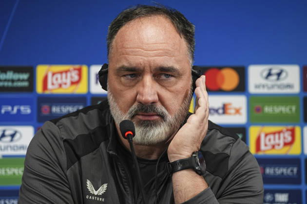 Ahead of Fenerbahce v Slavia Prague - UEFA Champions League ISTANBUL, TURKIYE - OCTOBER 19 : Slavia Prague Head Coach Jindrich Trpisovsky attends a press conference, PK, Pressekonferenz at Chobani Stadium ahead of the UEFA Champions League matchday 3 fixture against Fenerbahce on October 19, 2026 in Istanbul, Turkiye. Beyza Comert Anadolu Istanbul Turkey. Editorial use only. Please get in touch for any other usage.  Copyright: x2026xAnadoluxBeyzaxComertx