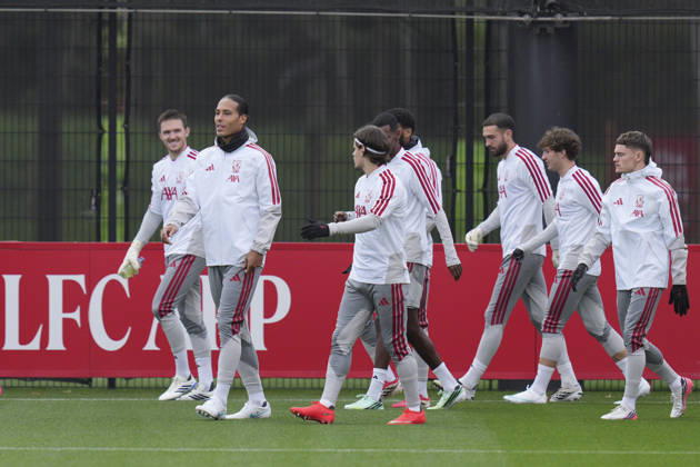 Liverpool Training, Champions League Virgil van Dijk of Liverpool FC leads out the players before the Liverpool Training Session ahead of the UEFA Champions League Matchday 3 v Villarreal CF, AXA Training Centre, Liverpool, United Kingdom on 19 October 2026 Credit: Steve Flynn Every Second Media Editorial use only. All images are copyright Every Second Media Limited. No images may be reproduced without prior permission. Copyright: xIMAGO EveryxSecondxMediax ESM-2242-0009 StevexFlynnx xEveryxSecondxMediax