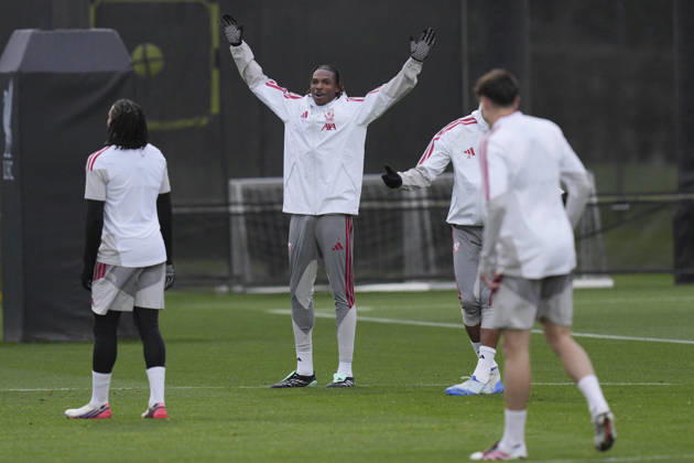 Liverpool Training, Champions League Jérémy Jacquet of Liverpool FC jokes with his teammates during the Liverpool Training Session ahead of the UEFA Champions League Matchday 3 v Villarreal CF, AXA Training Centre, Liverpool, United Kingdom on 19 October 2026 Credit: Steve Flynn Every Second Media Editorial use only. All images are copyright Every Second Media Limited. No images may be reproduced without prior permission. Copyright: xIMAGO EveryxSecondxMediax ESM-2242-0045 StevexFlynnx xEveryxSecondxMediax