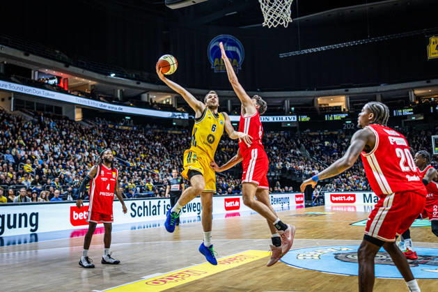 Basketball Berlin 19.10.2026 Saison 2026 2027 Netto BBL Pokal Achtelfinale Alba Berlin - BMA365 Bamberg Baskets Malte Delow (Alba Berlin, No.06)