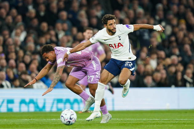 Tottenham Hotspur v Coventry City, Premier League Milan van Ewijk of Coventry City and Omar Marmoush of Tottenham Hotspur battling for the ball during the Tottenham Hotspur v Coventry City Premier League match at the Tottenham Hotspur Stadium, London, England on 19 October 2026 Credit: Dylan Hepworth Every Second Media Editorial use only. All images are copyright Every Second Media Limited. No images may be reproduced without prior permission. All rights reserved. Premier League and Football League images are subject to licensing agreements with Football DataCo Limited. see https: www.football-dataco.com Copyright: xIMAGO EveryxSecondxMediax ESM-2235-0034 DylanxHepworthx xEveryxSecondxMediax