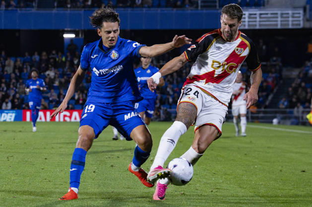 Getafe CF v Rayo Vallecano - La Liga EA Sports 2026 27 October 19, 2026, Estadio El Coliseum, Getafe, Madrid, Spain: Florian Lejeune of Rayo Vallecano is defended by Enes Unal of Getafe during La Liga EA Sports match between Getafe and Rayo Vallecano at Estadio El Coliseum on October 19, 2026 in Madrid, Spain. Getafe Estadio Coliseum Madrid Spain Copyright: xAlejandroxMatiasxAcostax