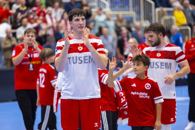 19.10.2026, 8. Spieltag der 2. Handball-Bundesliga, TuSEM Essen - TV Emsdetten. Valentin Willner (TuSEM Essen) bejubelt den Sieg. Essen Am Hallo NRW Deutschland xRHR-FOTO DEx Copyright: DennisxEwert RHR-FOTOx RHR-FOTO DE