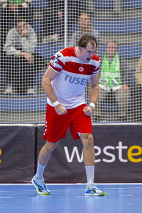 19.10.2026, 8. Spieltag der 2. Handball-Bundesliga, TuSEM Essen - TV Emsdetten. Tom Wolf (TuSEM Essen) jubelt. Essen Am Hallo NRW Deutschland xRHR-FOTO DEx Copyright: DennisxEwert RHR-FOTOx RHR-FOTO DE