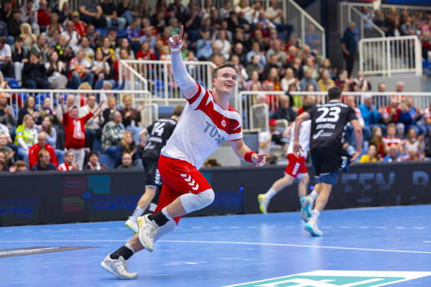 19.10.2026, 8. Spieltag der 2. Handball-Bundesliga, TuSEM Essen - TV Emsdetten. Max Neuhaus (TuSEM Essen) jubelt. Essen Am Hallo NRW Deutschland xRHR-FOTO DEx Copyright: DennisxEwert RHR-FOTOx RHR-FOTO DE