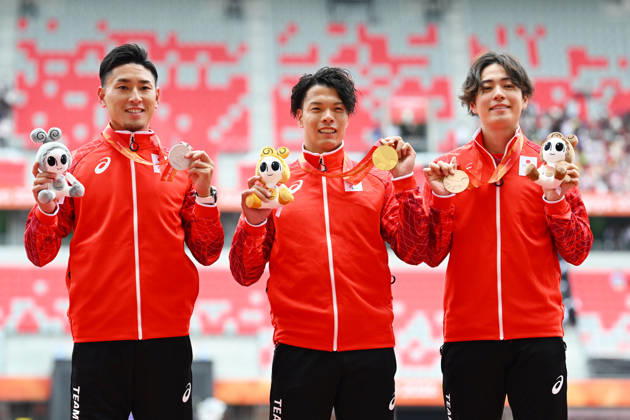 (L-R) Shunsuke Itani (JPN), Kengo Oshima (JPN), Yuma Tamaki (JPN), OCTOBER 20, 2026 - Para Athletics : Mens 200m T64 award ceremony during the Asian Para Games Aichi-Nagoya 2026 at Nagoya City Mizuho Park Athletic Stadium in Aichi, Japan. Noxthirdxpartyxsales  aflo_357524086 KenjiroxMatsuox