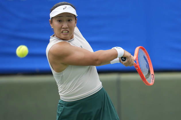 WTA, Tennis Damen Kinoshita Group Japan Open - Day 2 Claire Liu of the United States plays her round of 32 singles match against Magda Linette of Poland at the 2026 Kinoshita Group Japan Open Women s tennis tournament at Utsubo Tennis Center in Osaka, Japan, on October 20, 2026. Osaka Japan  Copyright: xOwenxHammondx originalFilename:hammond-2026kino261020_npIEQ.jpg