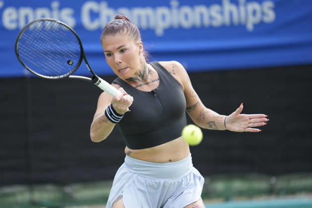 WTA, Tennis Damen Kinoshita Group Japan Open - Day 2 Oleksandra Oliynykova of Ukraine plays her round of 32 singles match against Mary Stoiana of the United States at the 2026 Kinoshita Group Japan Open Women s tennis tournament at Utsubo Tennis Center in Osaka, Japan, on October 20, 2026. Osaka Japan Copyright: xOwenxHammondx originalFilename:hammond-2026kino261020_npq3B