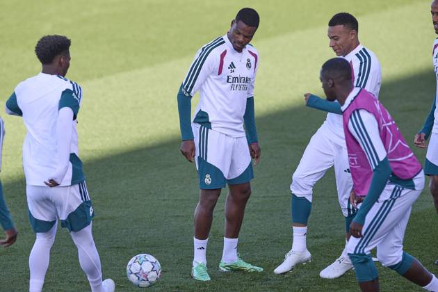 October 20, 2026, Madrid, Spain: Denzel Dumfries (Real Madrid CF) is seen in action during a training session on the eve of the UEFA Champions League 2026 2027 match between Real Madrid CF and RB Leipzig..Real Madrid CF is holding its final training session ahead of its third UEFA Champions League game. Madrid Spain - ZUMAs197 20261020_aaa_s197_029 Copyright: xFedericoxTitonex