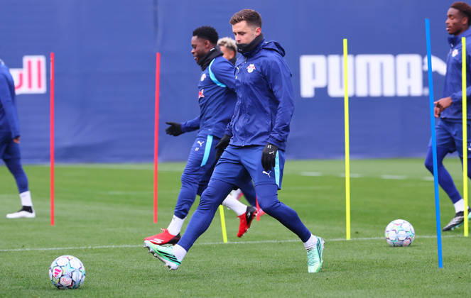 RB Leipzig - Training Champions League Leipzig, 20.10.2026, RB Akademie, UEFA Champions League , RB Leipzig - Abschlusstraining am Vortag von Real Madrid v. RBLeipzig , Im Bild: Christoph Baumgartner (14, RB Leipzig) ,
