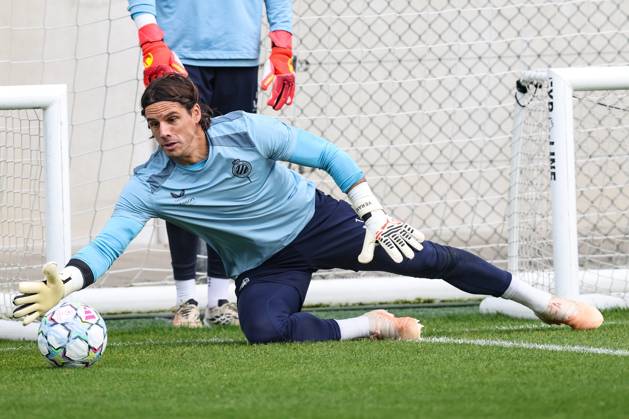 Club s goalkeeper Yann Sommer is pictured in action during a training session of Belgian soccer team Club Brugge KV, Tuesday 20 October 2026 in Knokke-Heist. Club is preparing for the third game in the UEFA Champions League league phase against French team Racing Club de Lens tomorrow. BRUNOxFAHY  x190374622x
