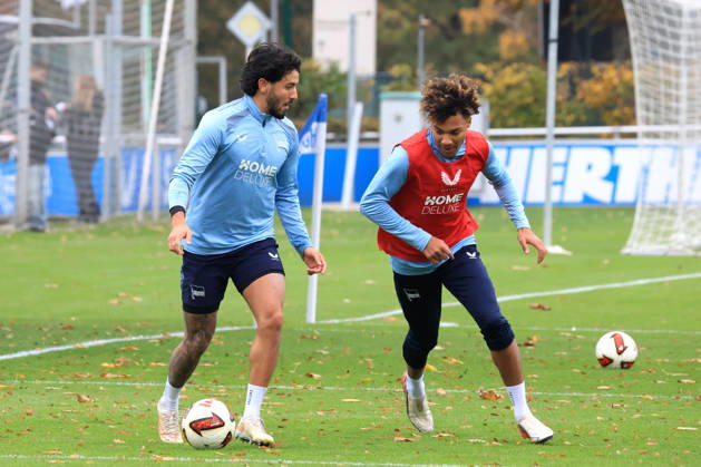 20.10.2026, DEU GER, Fussball , 2.Fussballbundesliga, Saison 2026 2027, Sportforum, Hertha BSC, Training Oluwaseum Victor Adewumi ( Hertha BSC Berlin 19 ), Kevin Sessa ( Hertha BSC Berlin 8 ) 2. Liga: DFB DFL regulations prohibit any use of photographs as image sequences and or quasi-video) nordphoto GmbH Engler Berlin Sportforum Berlin Deutschland Copyright: xNordphotox xEnglerx