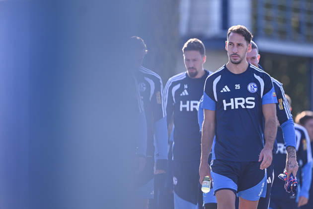 20.10.2026, Fussball, Saison 2026 2027, Bundesliga, Training des FC Schalke 04, Nikola Katic (FC Schalke 04) xRHR-FOTO YYx Copyright: KROEGER RHR-FOTOx RHR-FOTO YY