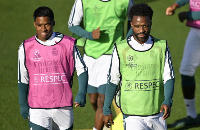 Real Madrid training session ahead of Champions Leage match against RB Leipzig MADRID, SPAIN - OCTOBER 20: Endrick Felipe (L) and Vinicius Junior (R) of Real Madrid attend the training session at the club s Valdebebas training complex ahead of their UEFA Champions League third-round match against RB Leipzig, on October 20, 2026 in Madrid, Spain. Burak Akbulut Anadolu Madrid Spain. Editorial use only. Please get in touch for any other usage.  Copyright: x2026xAnadoluxBurakxAkbulutx