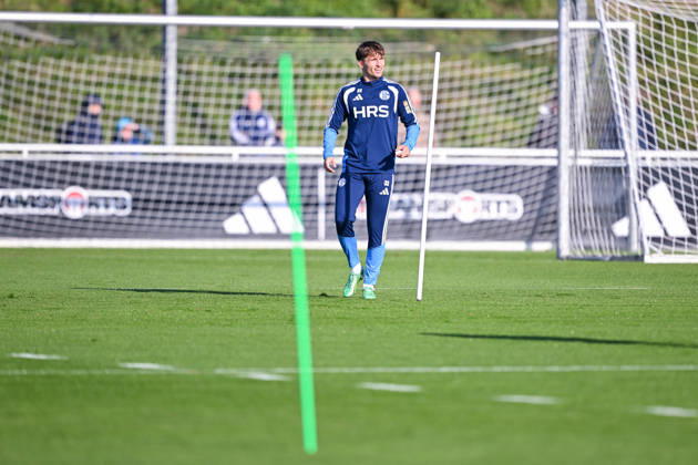 20.10.2026, Fussball, Saison 2026 2027, Bundesliga, Training des FC Schalke 04, Vitalie Becker (FC Schalke 04) xRHR-FOTO YYx Copyright: KROEGER RHR-FOTOx RHR-FOTO YY