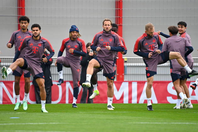 Spieler v.li:Nathaniel BROWN (Bayern Muenchen),Luis DIAZ (Bayern Muenchen),Sacha BOEY,Harry KANE (Bayern Muenchen),Konrad LAIMER (Bayern Muenchen),Aleksandar PAVLOVIC (Bayern Muenchen), Fussball Champions League,Saison 2026 27, Ligaphase ABSCHLUSSTRAINING am 20.10.2026 FC Bayern Muenchen - FC Arsenal
