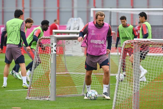 Harry KANE (Bayern Muenchen) am Ball, Aktion, Fussball Champions League,Saison 2026 27, Ligaphase ABSCHLUSSTRAINING am 20.10.2026 FC Bayern Muenchen - FC Arsenal