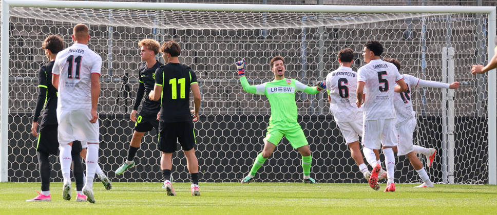 20.10.2026, Stuttgart, Fußball U19 Champions League, Saison 2026 2027, U19 YouthLeague VfB Stuttgart vs. Atletico Madrid, Tom Walz (VfB) jubelt, Jubel