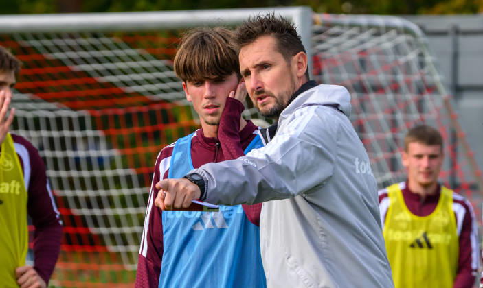 20.10.2026 - Fussball - 2. Fussball - Bundesliga - Saison 2026 2027 - 1. FC Nürnberg Nuernberg FCN ( Club ) - Training - Sportfoto Zink - xwoxzix - Marc Kornwachs Barjuan (35, 1. FC Nürnberg FCN ) Miroslav Miro Klose ( Trainer 1. FC Nürnberg FCN )