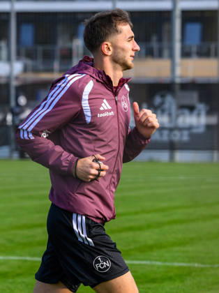 20.10.2026 - Fussball - 2. Fussball - Bundesliga - Saison 2026 2027 - 1. FC Nürnberg Nuernberg FCN ( Club ) - Training - Sportfoto Zink - xwoxzix - Adam Markhiev (6, 1. FC Nürnberg FCN )
