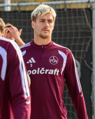 20.10.2026 - Fussball - 2. Fussball - Bundesliga - Saison 2026 2027 - 1. FC Nürnberg Nuernberg FCN ( Club ) - Training - Sportfoto Zink - xwoxzix - Sigurd Haugen ( 9, 1. FC Nürnberg FCN )