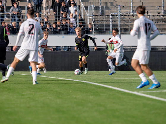 Daniel Fitzgerald (Atletico Madrid, 10) am Ball GER, Fussball, VfB Stuttgart vs. Atletico Madrid, UEFA Youth League, 3. Spieltag, Stuttgart, Saison 2026 2027, 20.10.2026 GER, Fussball, VfB Stuttgart vs. Atletico Madrid, UEFA Youth League, 3. Spieltag, Stuttgart, Saison 2026 2027, 20.10.2026 Stuttgart Copyright: xCarstenxSchweringx EP_CSG