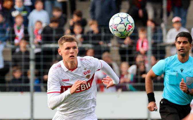 20.10.2026, Stuttgart, Fußball U19 Champions League, Saison 2026 2027, U19 YouthLeague VfB Stuttgart vs. Atletico Madrid, Kian Speidel (VfB)