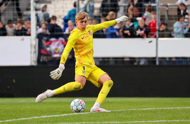 20.10.2026, Stuttgart, Fußball U19 Champions League, Saison 2026 2027, U19 YouthLeague VfB Stuttgart vs. Atletico Madrid, Diego Piqueras (Mad)