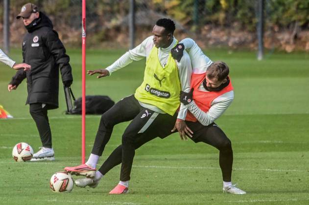 Abdoulie Ceesay Nemeth David ( Pauli ) Deutschland , Hamburg , Trainingsgelände an der Kollaustrasse , Fussball , 2. Bundesliga , FC St Pauli