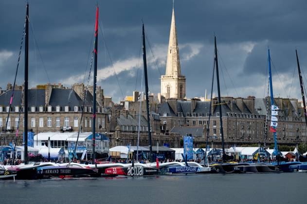 ROUTE DU RHUM PHOTOPQR OUEST FRANCE ELSA RANCEL OUEST-FRANCE ; SAINT-MALO ; 20 10 2026 ; ROUTE DU RHUM Ouverture du village de la Route du Rhum, à Saint-Malo (Ille-et-Vilaine), le 20 octobre 2026. 1,2 million de visiteurs sont attendus pour cette édition. Dans quelques jours, 118 skippers en solitaire sur leurs bateaux prendront le départ de la 13ème édition La Route du Rhum Destination Guadeloupe dont le départ sera donné au large de Saint-Malo le dimanche 1er novembre 2026 à 13h02. Photo : ELSA RANCEL OUEST-FRANCE SAINT-MALO; 20 10 2026 opening of the Route du Rhum race village. SAINT-MALO France  Copyright: xPHOTOPQR OUESTxFRANCE MAXPPPxELSAxRANCELx xOUEST-FRANCEx 20261020OFR6876 20261020OFR6876