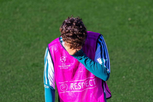Fussball : Abschlusstraining, Real Madrid, 20.10.2026, Ciudad Real Madrid (Madrid) : Thiago Pitarch (Real Madrid, 27) Geste, Gestik, Emotion Copyright: xMichellexLukax