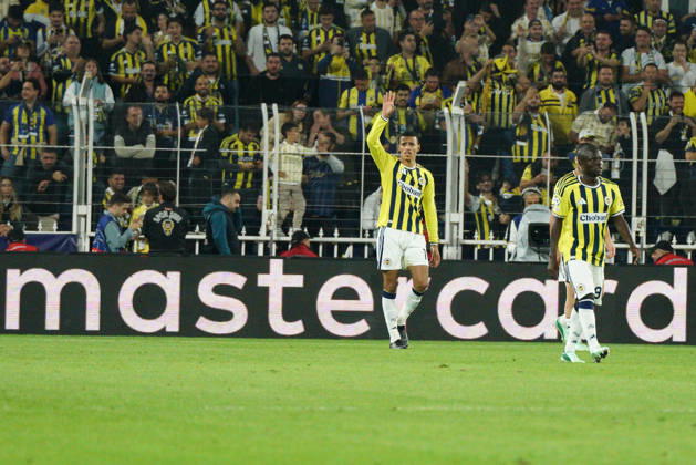 October 20, 2026, Kadikoy, Istanbul, Turkey: Mason Greenwood (C) of Fenerbahce celebrates after scoring his team s first goal during the UEFA Champions League - League Phase, Matchday 3 - football match between Fenerbahce and SK Slavia Praha at Sukru Saracoglu Stadium in Istanbul, Turkey, on October 20, 2026. Kadikoy Turkey - ZUMAu194 20261020_zip_u194_021 Copyright: xTolgaxUluturkx