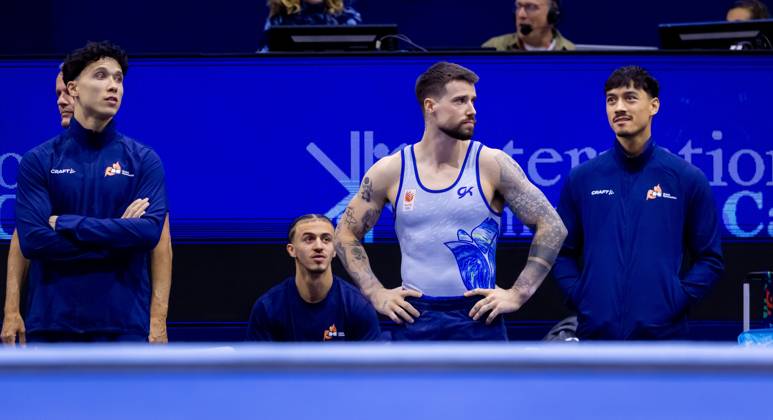 ROTTERDAM - The Dutch gymnasts during the men s team final at the World Gymnastics Championships in Rotterdam Ahoy. IRIS VAN DEN BROEK ANP xVIxANPxSportx xxANPxIVx 573083981 originalFilename: 573083981.jpg