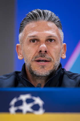 RB Leipzig Training Session And press conference, PK, Pressekonferenz - UEFA Champions League 2026 27 League Phase MD3 MADRID, SPAIN - OCTOBER 20: Martin Demichelis, head coach of RB Leipzig, speaks during the press conference on day ahead of the UEFA Champions League 2026 27 League Phase MD3 at Estadio Bernabeu on October 20, 2026 in Madrid, Spain. Madrid Estadio Bernabeu Madrid Spain Copyright: xAlbertoxGardinx AGardin_20261020_Leipzig_Press_0057