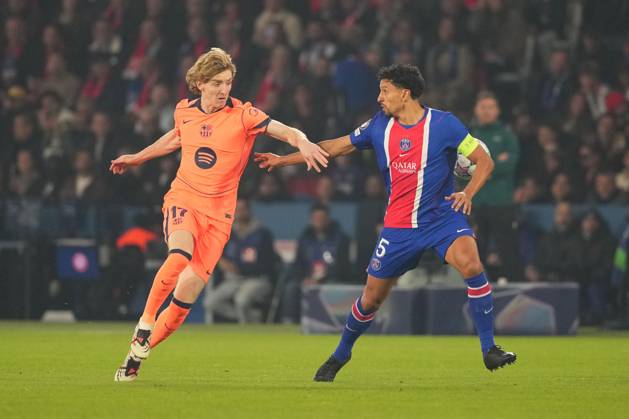 Anthony Gordon of Barcelona takes on Marquinhos of PSG Paris Saint-Germain v Barcelona, UEFA Champions League, Football, Parc des Princes, Paris, France - 20 Oct 2026Paris Parc des Princes France  Copyright: xDavexWinter Shutterstockx 17226708z
