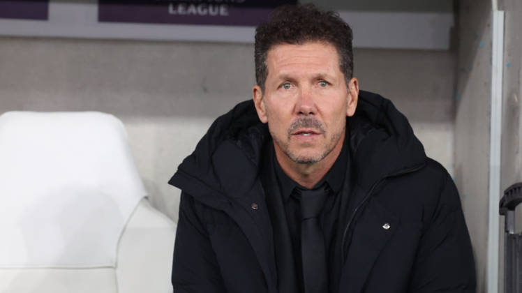 20.10.2026, xrekx, Fussball UEFA Champions League, VfB Stuttgart - Atletico Madrid v.l. Diego Simeone Trainer (AtlÃ tico Madrid) Stuttgart