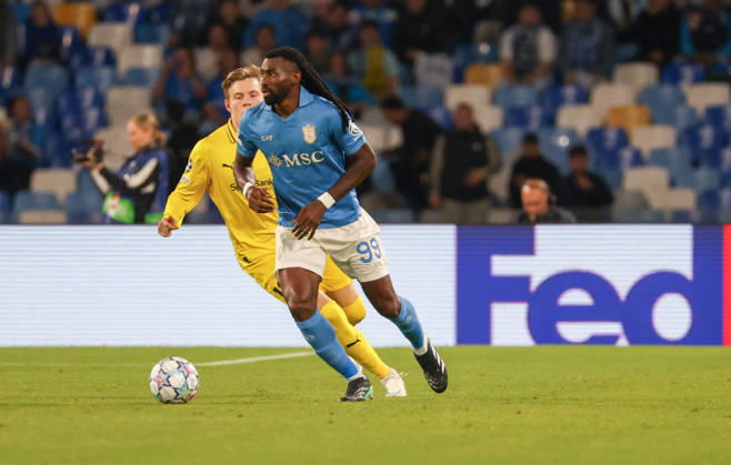 Napoli vs Arsenal of the Europa Champions League 2026 27 Frank Zambo Anguissa OF SSC Napoli during the European Champions League football match on 20 10 2026 between SSC Napoli and FC Bodo Glimt at the Diego Armando Maradona Stadium in Naples Napoli Stadio Diego Armando Maradona Napoli Italia Copyright: xFABIOxSASSOxFabioxSassox Napoli Bodo Glimt2026_10_20Fabio Sasso8934