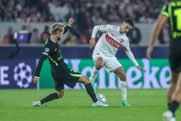 GER, Stuttgart, VfB Stuttgart vs Atletico Madrid, Fussball, UEFA, Spielzeit 2026 2027, Champions League, MHP-Arena, 3. Spieltag im Bild v.l.: Morten Hjulmand (Atletico Madrid 23), Bilal El Khannouss (VfB Stuttgart 11) DFB DFL REGULATIONS PROHIBIT ANY USE OF PHOTOGRAPHS AS IMAGE SEQUENCES AND OR QUASI-VIDEO, 200.2026 Copyright: HMBxMedia HendrikxHamelau