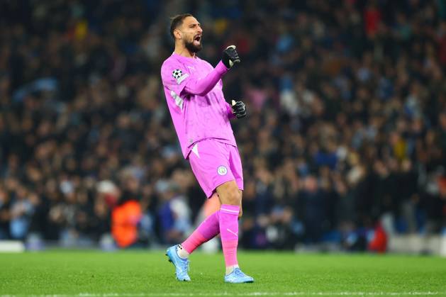 Gianluigi Donnarumma of Manchester City celebrates the 2nd goal scored by Phil Foden Manchester City v AEK Athens, UEFA Champions League, Football, Etihad Stadium, Manchester, UK - 20 Oct 2026Manchester Etihad Stadium United Kingdom  Copyright: xPaulxCurrie Shutterstockx 17226782ae