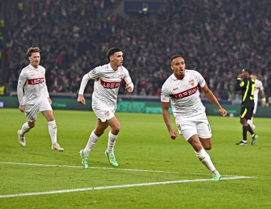 20.10.2026, Fussball UEFA Champions-League League 2026 2027, 3.Spieltag, VfB Stuttgart - Atletico Madrid, in der MHP-Arena Stuttgart, Torjubel Jamie Leweling (Stuttgart)