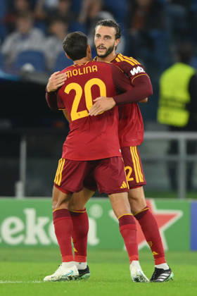 AS Roma v Slovan Bratislava - UEFA Champions League ROME, ITALY - October 20 : Mario Hermoso (R) of AS Roma celebrates with is team mates after scoring a goal during the Champions League match between AS Roma and Slovan Bratislava at Stadio Olimpico on October 20 ,2026 in Rome, Italy. Claudio Pasquazi Anadolu Rome Italy. Editorial use only. Please get in touch for any other usage. Copyright: x2026xAnadoluxClaudioxPasquazix