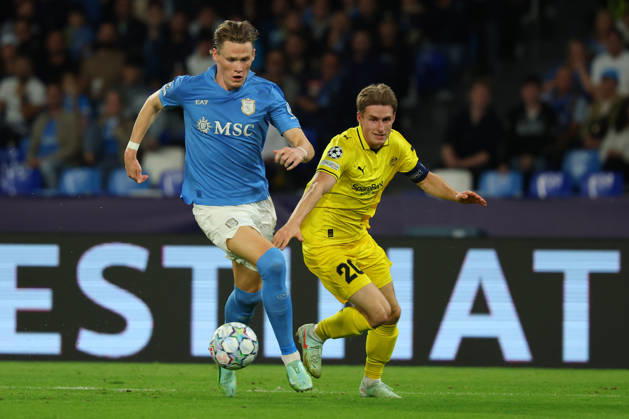 Napoli s Scott McTominay fights for the ball with Bodo Glimt s Fredrik Sjovold during the UEFA Champions League football match between Napoli vs Bodo Glimt - Champions League 2026 2027 - Diego Armando Maradona stadium October 20, 2026 Naples, Italy soccer  Copyright: xAlessandroxGarofalo LaPressex