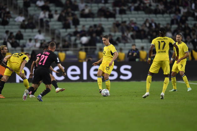 Sabah FC v Borussia Dortmund - UEFA Champions League 2026 27 League Phase MD3 BAKU, AZERBAIJAN - OCTOBER 20: Joey Veerman of Borussia Dortmund is seen in action during the UEFA Champions League 2026 27 League Phase MD3 match between Sabah FC and Borussia Dortmund at Tofig Bahramov Stadium on October 20, 2026 in Baku, Azerbaijan. Baku Tofig Bahramov Stadium Azerbaijan Copyright: x2026xElmirxKarimov PSxImagesxElmirxKarimov PSxImagesx