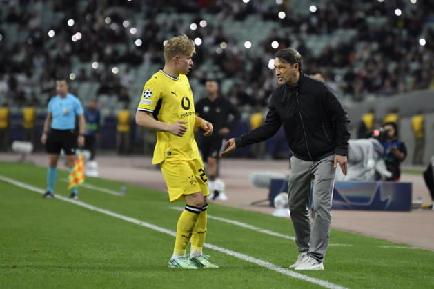 Sabah FC v Borussia Dortmund - UEFA Champions League 2026 27 League Phase MD3 BAKU, AZERBAIJAN - OCTOBER 20: Niko Kovac, head coach of Borussia Dortmund, gives instructions to Daniel Svensson of Borussia Dortmund during the UEFA Champions League 2026 27 League Phase MD3 match between Sabah FC and Borussia Dortmund at Tofig Bahramov Stadium on October 20, 2026 in Baku, Azerbaijan. Baku Tofig Bahramov Stadium Azerbaijan Copyright: x2026xElmirxKarimov PSxImagesxElmirxKarimov PSxImagesx