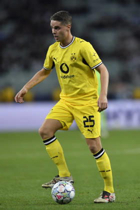Sabah FC v Borussia Dortmund - UEFA Champions League 2026 27 League Phase MD3 BAKU, AZERBAIJAN - OCTOBER 20: Joey Veerman of Borussia Dortmund controls the ball during the UEFA Champions League 2026 27 League Phase MD3 match between Sabah FC and Borussia Dortmund at Tofig Bahramov Stadium on October 20, 2026 in Baku, Azerbaijan. Baku Tofig Bahramov Stadium Azerbaijan Copyright: x2026xElmirxKarimov PSxImagesxElmirxKarimov PSxImagesx