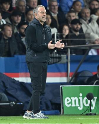 Paris Saint-Germain v Barcelona - UEFA Champions League PARIS, FRANCE - OCTOBER 20: Hansi Flick head coach of Barcelona reacts during the UEFA Champions League 2026 27 League Phase MD3 match between Paris Saint-Germain and FC Barcelona, Barca at Parc des Princes on October 20, 2026 in Paris, France. Mustafa Yalcin Anadolu Paris France. Editorial use only. Please get in touch for any other usage.  Copyright: x2026xAnadoluxMustafaxYalcinx